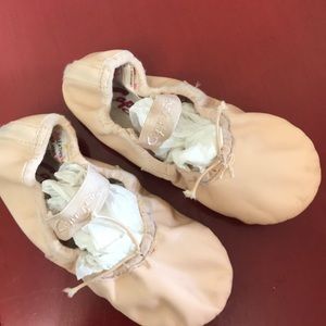 Ballet slippers